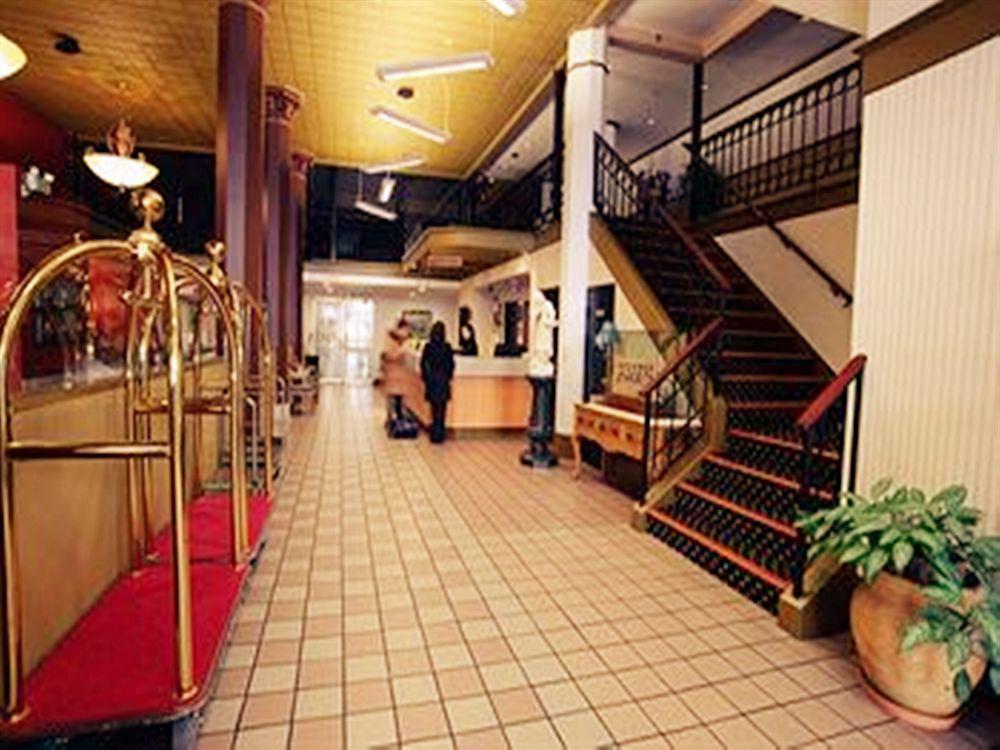 ויקטוריה The Bedford Regency Hotel מראה חיצוני תמונה